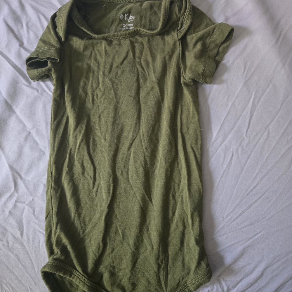 Kyte BABY Olive Green Bodysuit